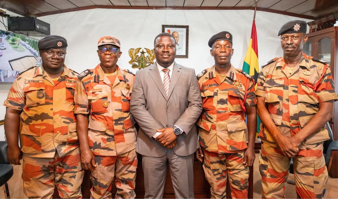 Officials of GNFS and Regional Minister deliberate on way forward after Adum Fire incident