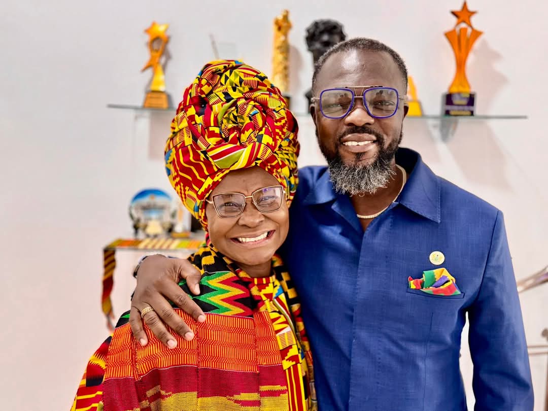 Legendary Queen Asabea Cropper (In Kente) and Presidential Advisor on Diaspora Affairs, Kofi Okyere Darko, popularly known as KOD, meet at Presidency to discuss Ghanaian Highlife. Music.