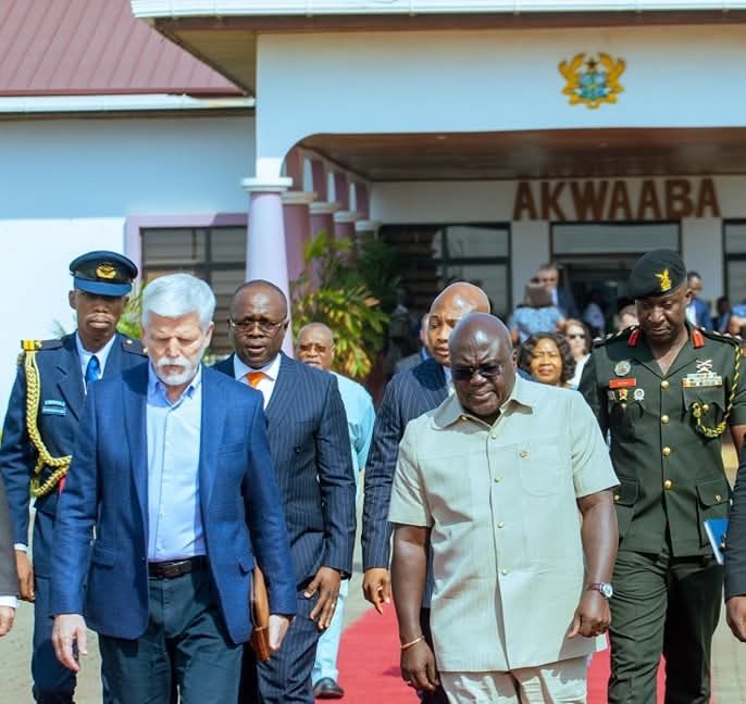 President Pavel (front left) was seen off by the Chief of Staff, Julius Debrah (front right) and Min­isters of Foreign Affairs and Defence, Samuel Okudzeto Ablakwa(right back) and Dr. Ed­ward Omane Boamah, (left back).