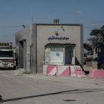 Trucks cross Kerem Shalom border crossing into Rafah.