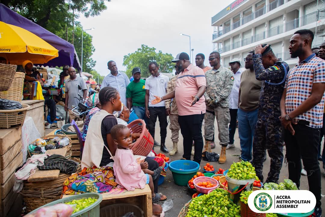 The Greater Accra Regional Minister, Linda Ocloo, has announced a GH₵2,000 fine for traders operating on pavements and streets within the Central Business District.