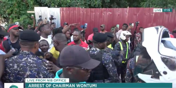 Dr. Mahamudu Bawumia, alongside Minority Leader Alexander Afenyo-Markin, was unable to secure an audience with Bernard Antwi Boasiako, commonly known as Chairman Wontumi, at the National Intelligence Bureau (NIB) headquarters in Accra.