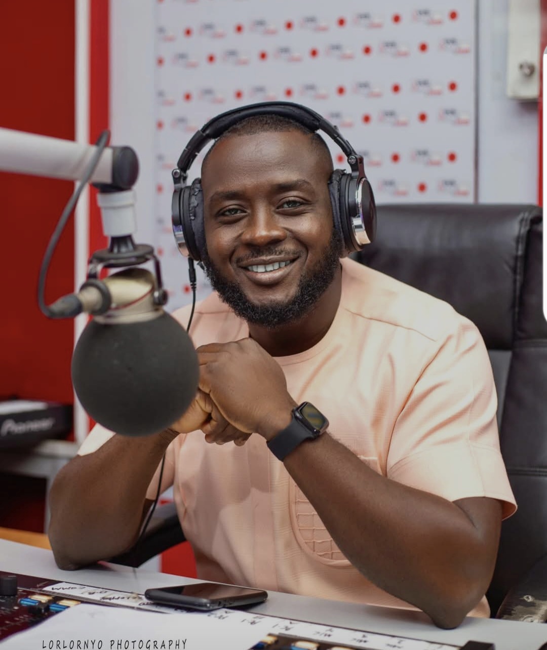 Popular radio presenter Nana Romeo of Okay 101.7 FM has sparked controversy and public debate after calling for the immediate ban of the social media platform X (formerly known as Twitter) in Ghana.