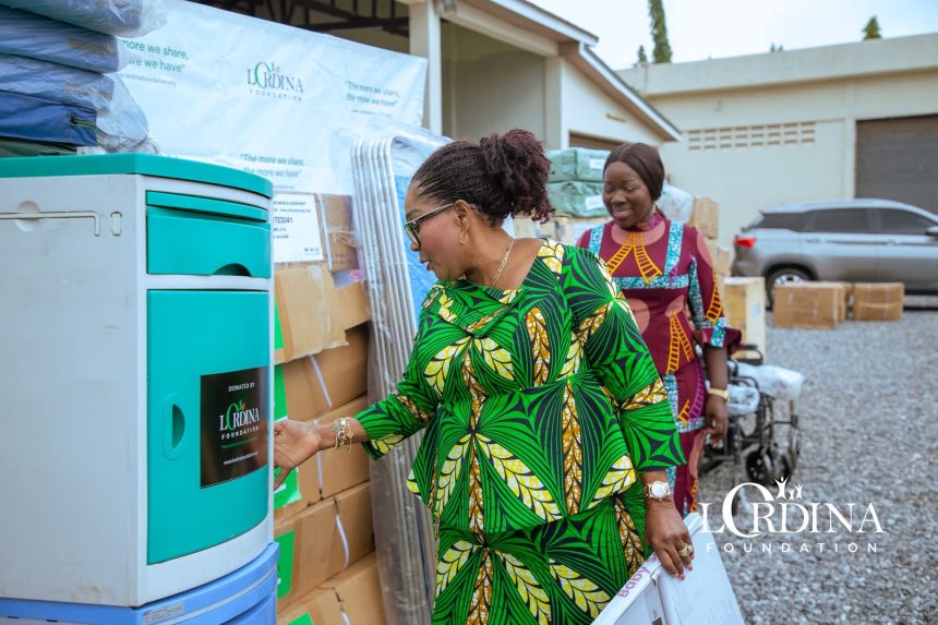 First Lady, Mrs Lordina Mahama supports Health Care Delivery in Techiman North Constituency.