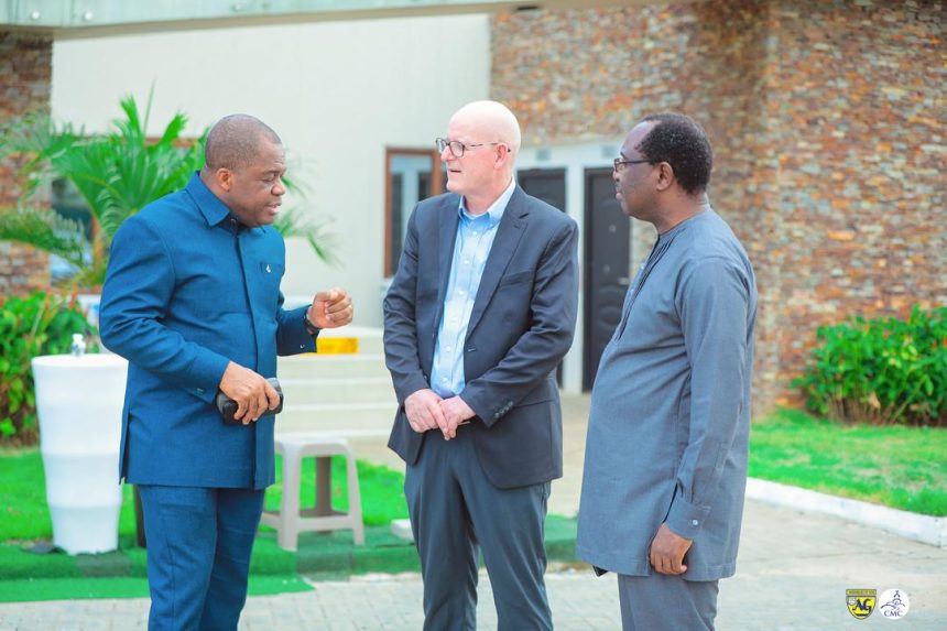Rev Wengam (L) welcoming Rev Hurst (Middle), at Cedar Mountain Chapel, East Legon, Accra.