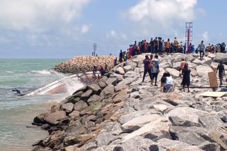 Tidal wave wreaks havoc at beach in Elmina