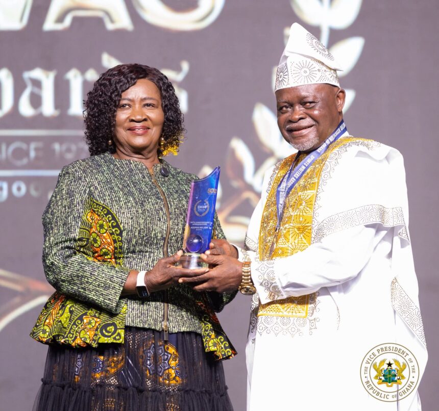 Vice President Naana Jane Opoku Agyemang presents Award to Boxing Professor Azumah Nelson at SWAG Golden Jubilee Awards.