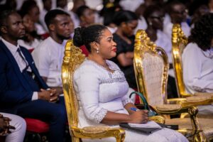 Tema MCE , Ebi Bright worships with with Rev. Edward Kissi, Head Pastor of ICGC Miracle Temple, Comm. 12