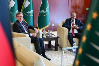 Johann Wadephul, German Foreign Minister, meets Mahamud Ali Jussuf, Chairman of the African Union Commission, in the African Union building during a trip to Ethiopia. Photo: Sebastian Christoph Gollnow/dpa