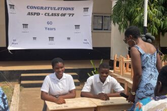 Marina Kingsley -Nyinah with pupils of Achimota Primary.