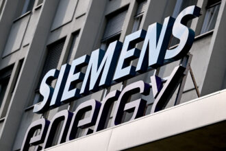 Berlin: The "Siemens Energy" logo can be seen in the entrance area of the company. Photo: Britta Pedersen/dpa