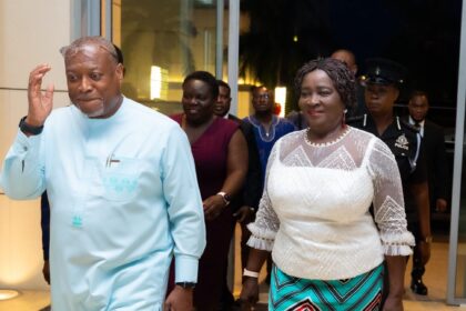 Ghana holds Banquet in honor of visiting Zimbabwean President.