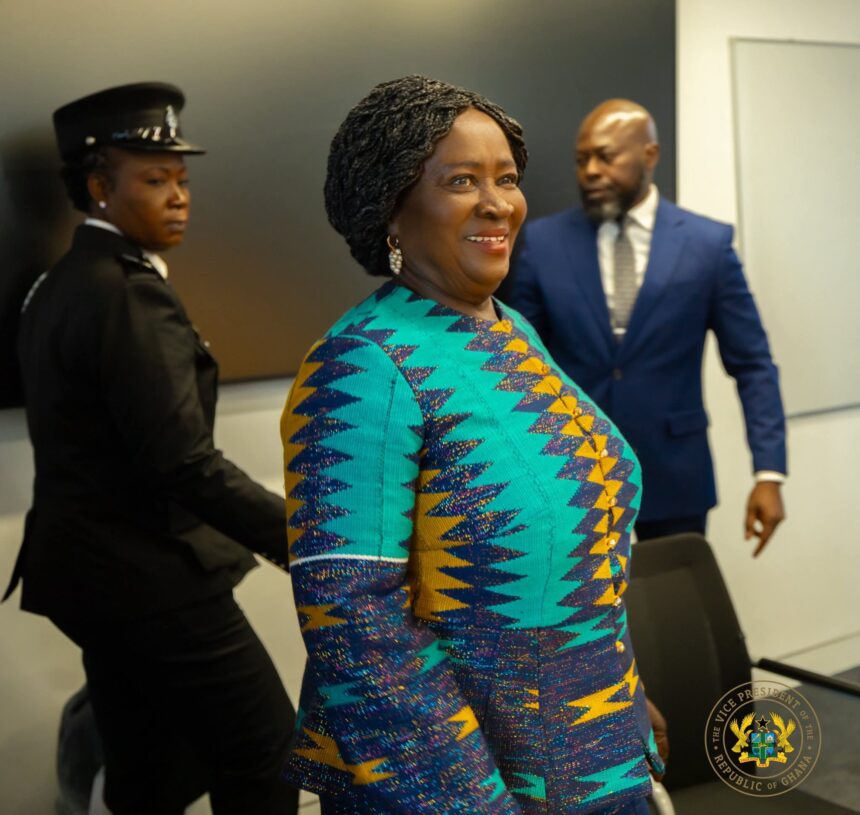 Professor Jane Naana Opoku Agyemang meets with students of University of Oxford, UK.