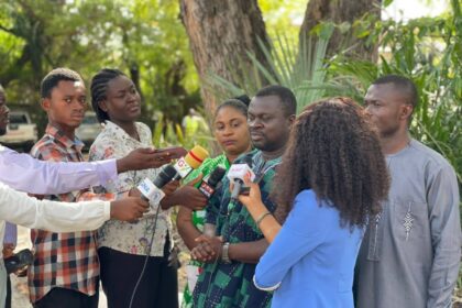 File Photo: Journalists in action at Press Center in Accra. Vice President of the Ghana Journalists Association , Rebecca Ekpe, and General Secretary, Dominic Hlodzi accomapny President Albert Dumfour to address the Press.