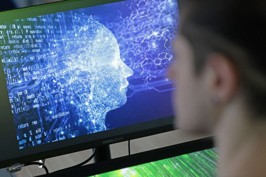 Many hopes are currently being placed in artificial intelligence (AI) as a means of solving societal problems. However, it could also make some jobs obsolete. Photo: Matthias Bein/dpa