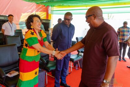 President Mahama with CEO of Zonda Tech, Yang Yang.